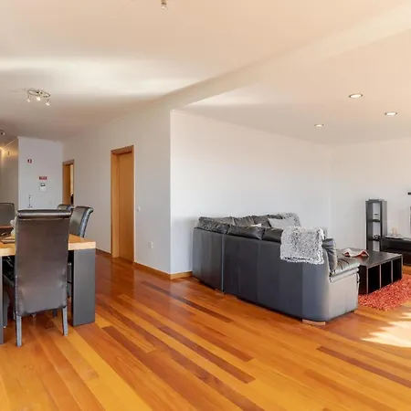 Ferienhaus Fuer 6 Personen Ca 300 Qm In Ribeira Brava, Madeira Suedkueste Von Madeira *